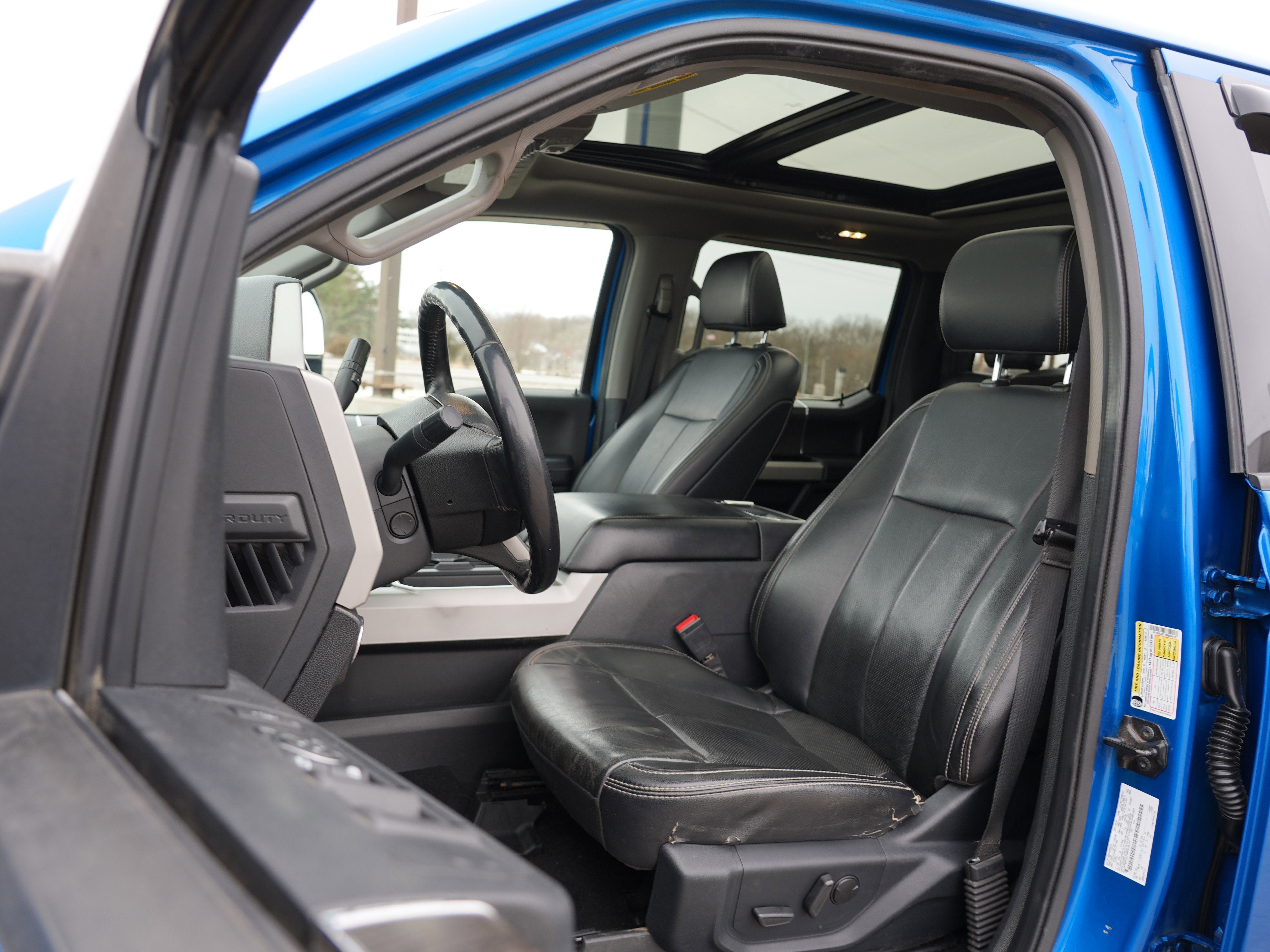 2021 Ford Super Duty F-350 SRW LARIAT