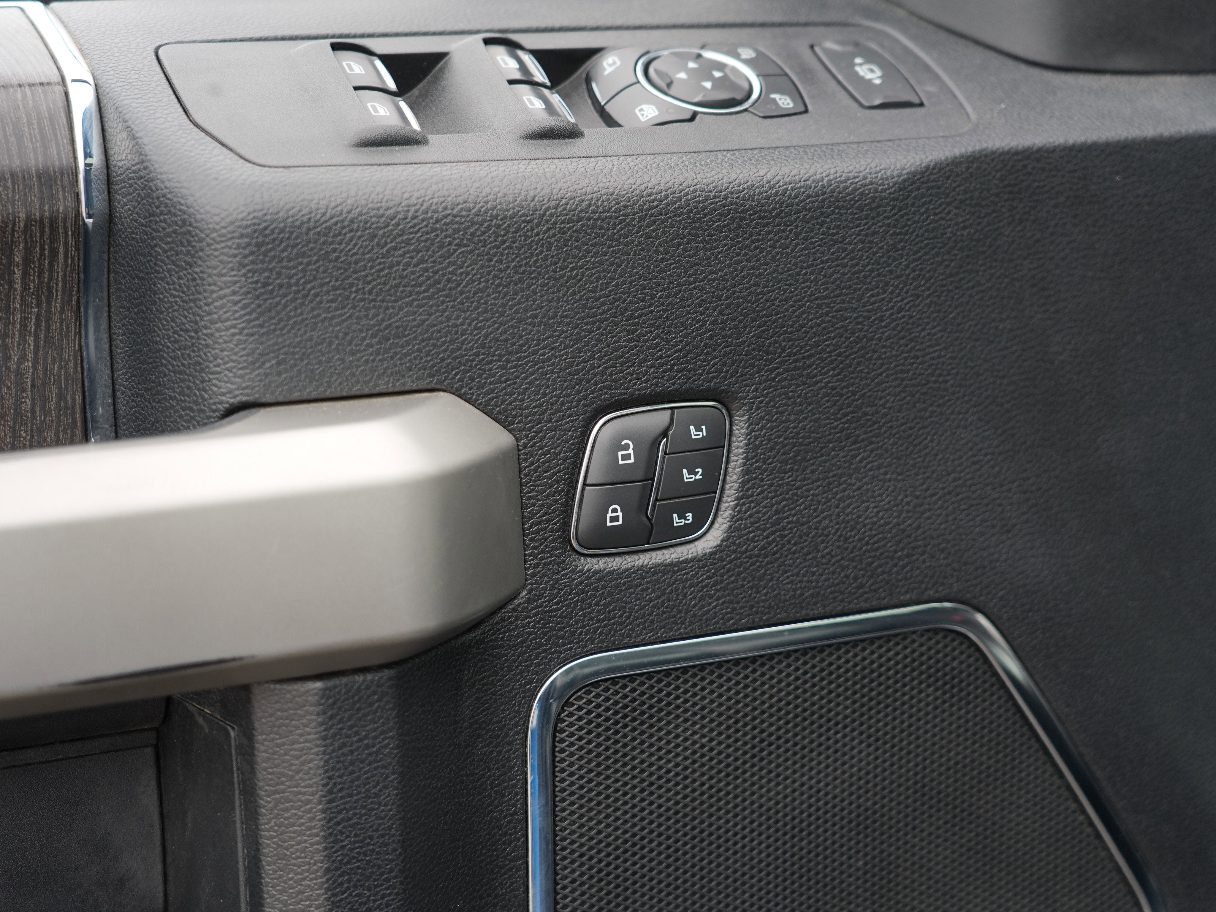 2021 Ford Super Duty F-350 SRW LARIAT