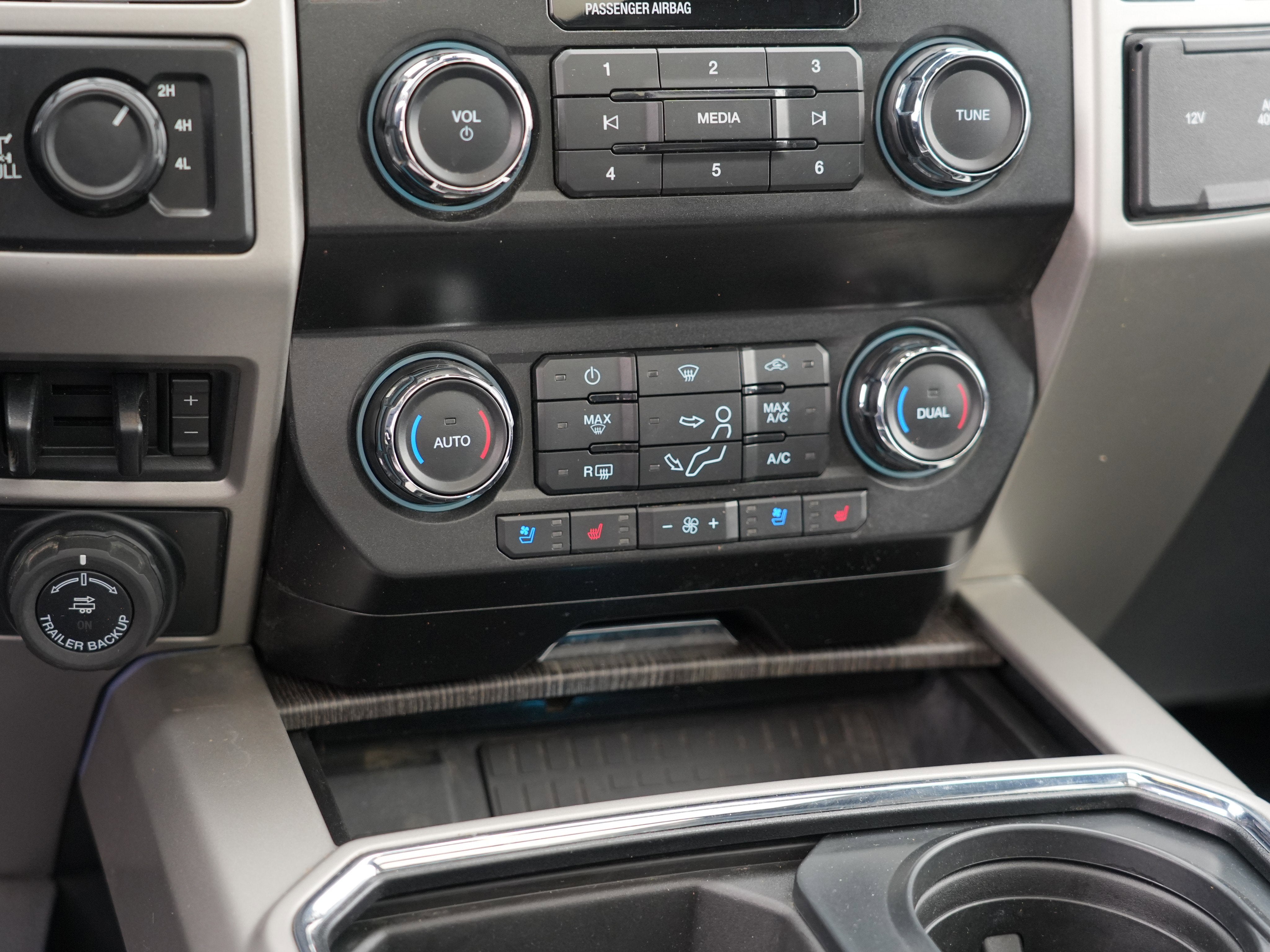 2021 Ford Super Duty F-350 SRW LARIAT