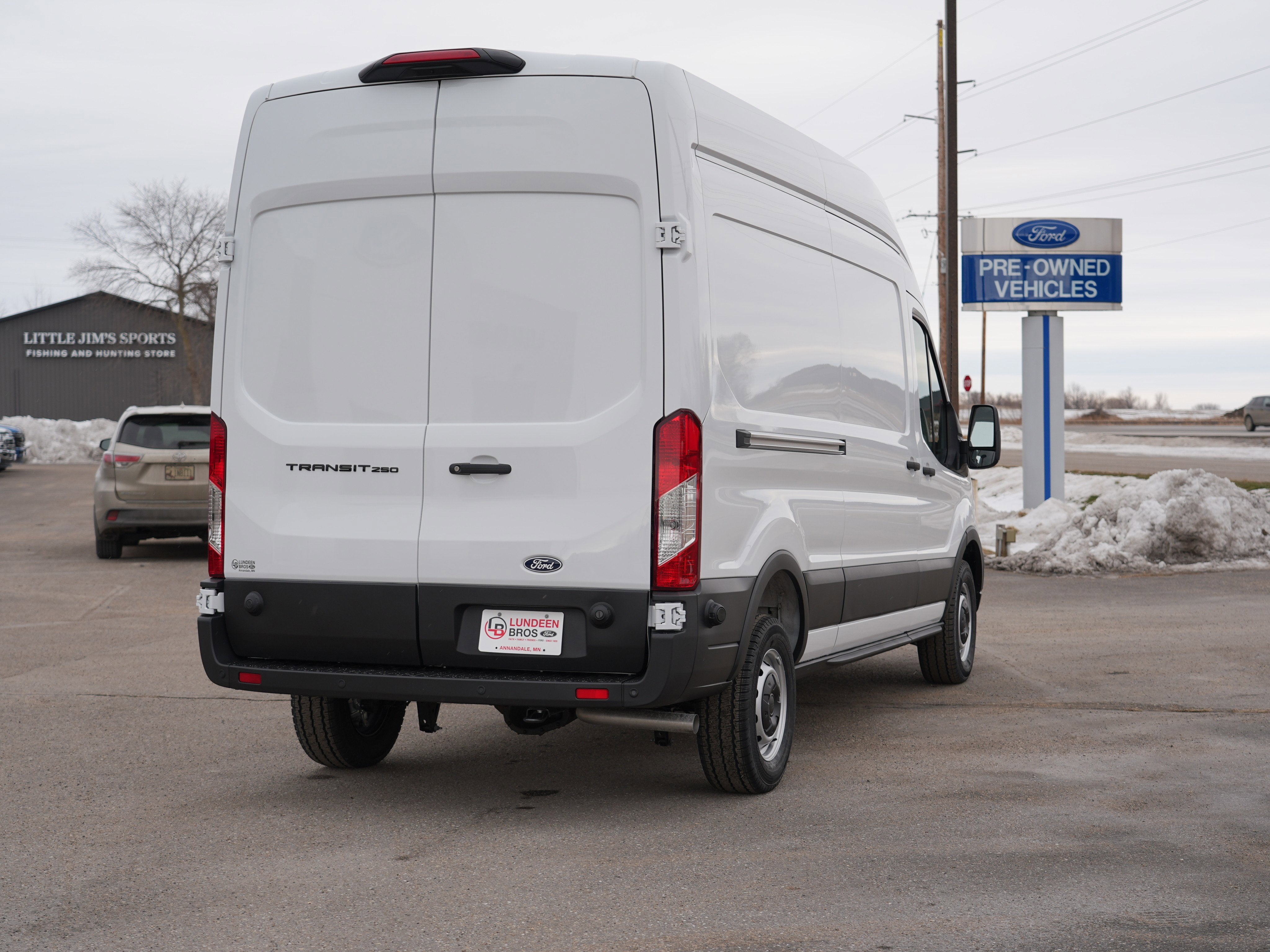 2026 Ford Transit Cargo Van Base