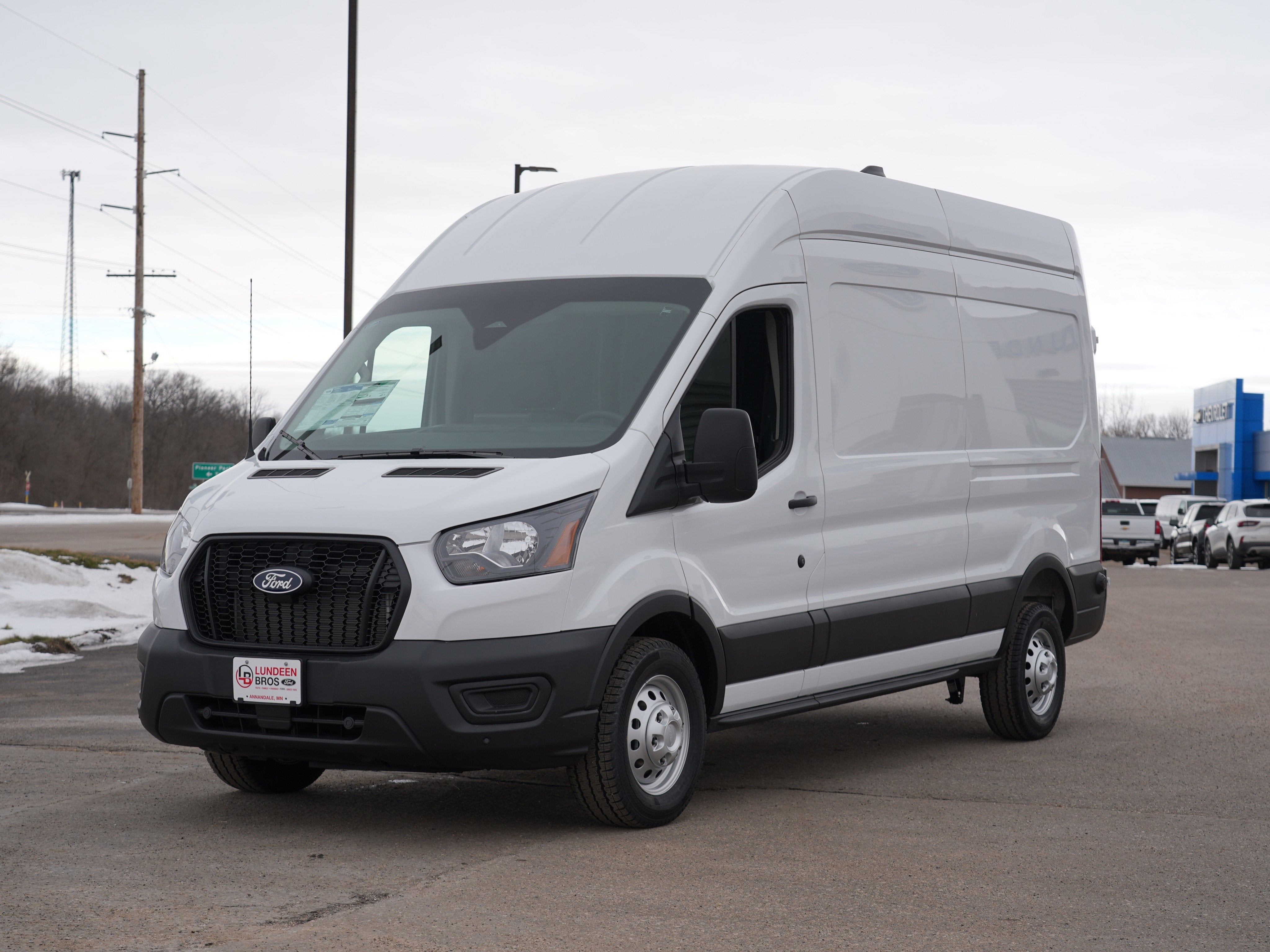 2026 Ford Transit Cargo Van Base