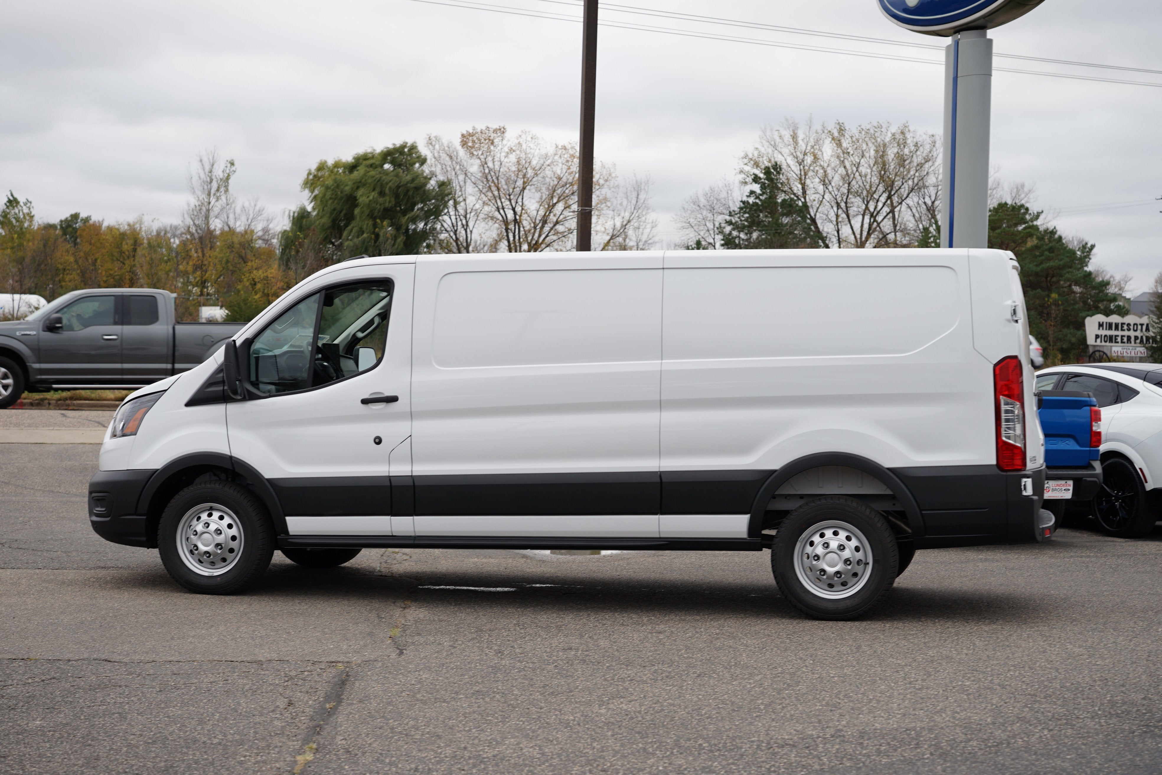 2026 Ford Transit Cargo Van T-250 130" Low Rf 9150 GVWR AWD