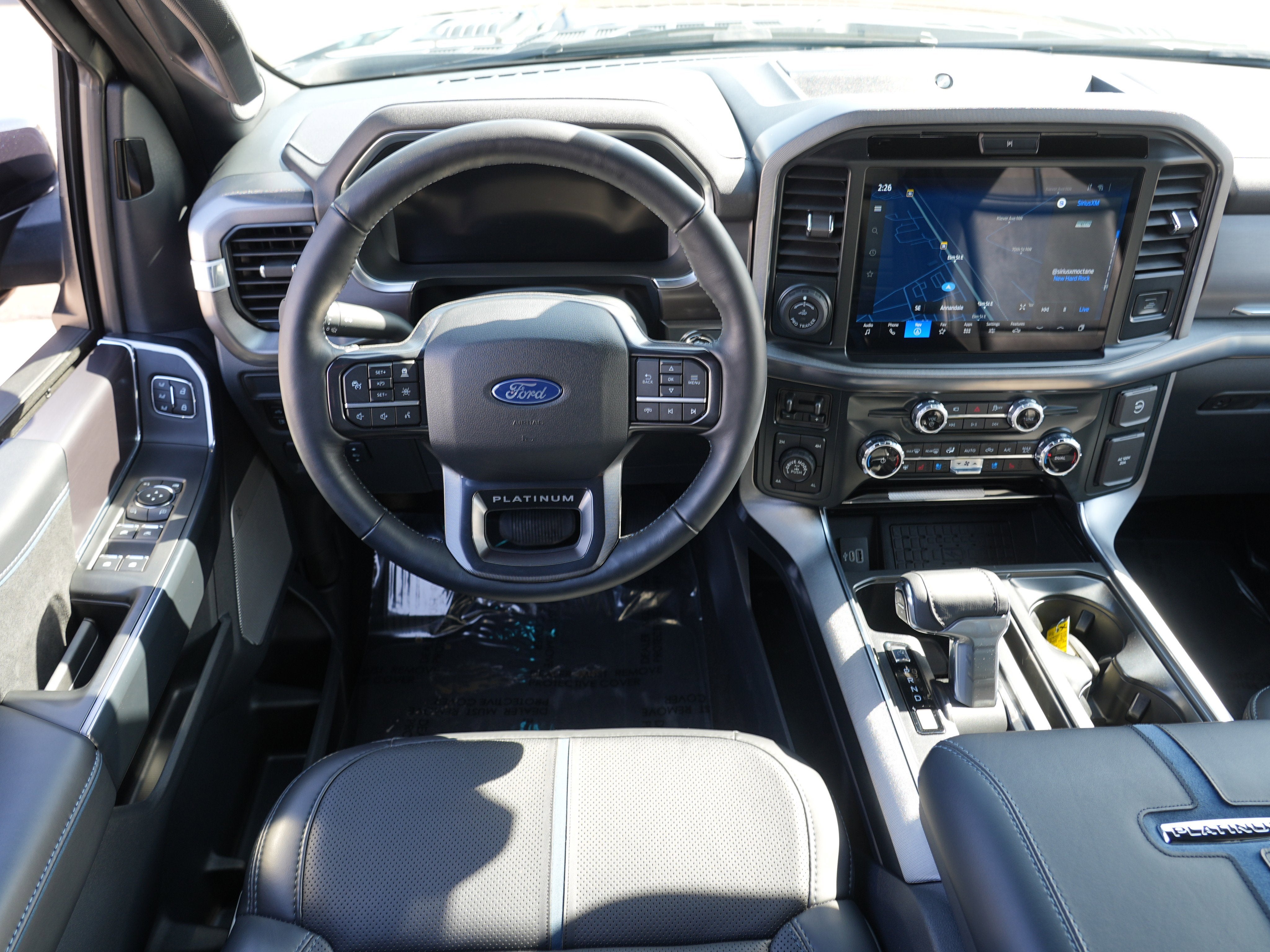 2025 Ford F-150 Platinum