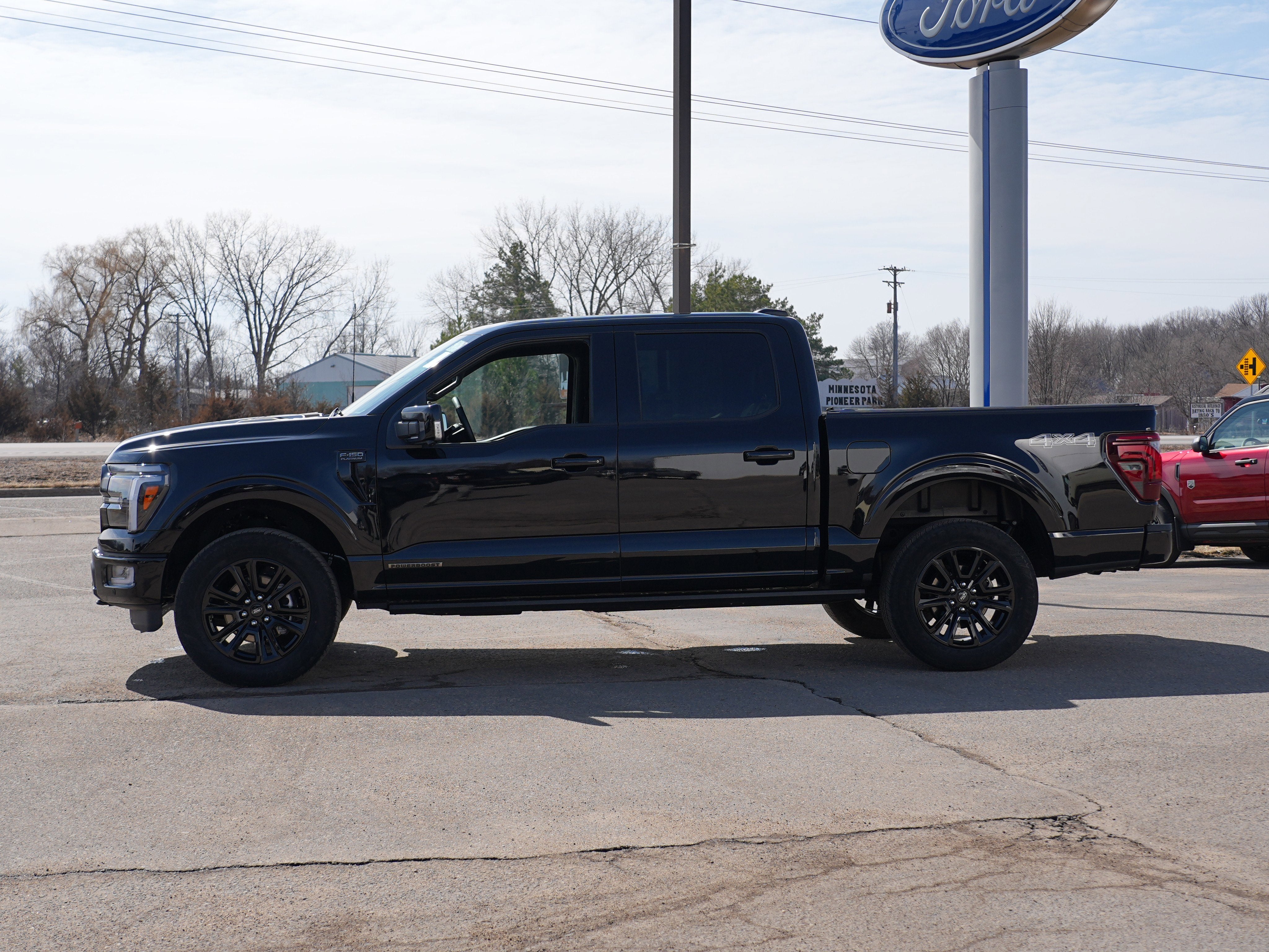 2025 Ford F-150 Platinum