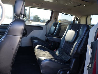 2016 Chrysler Town & Country Limited