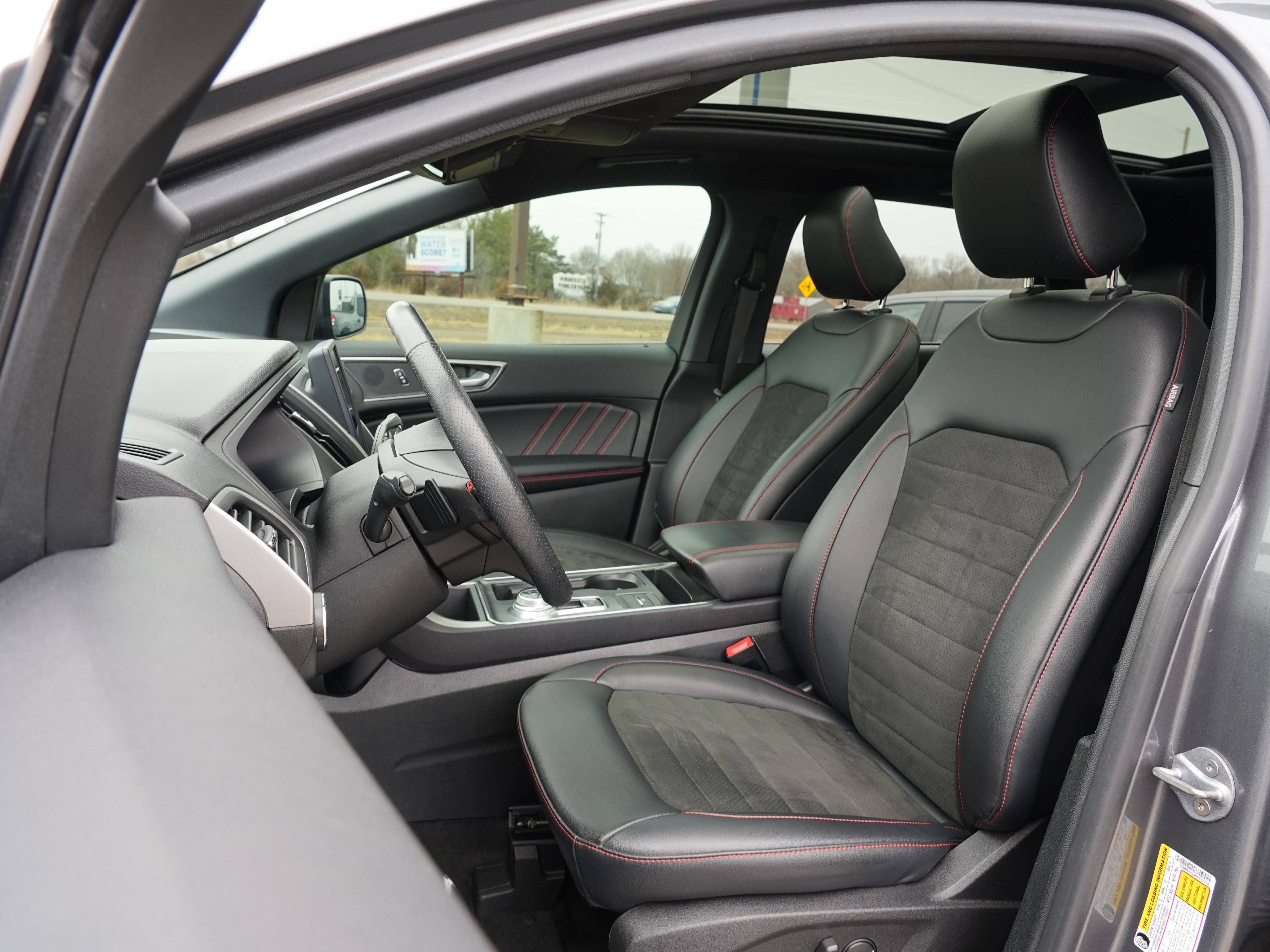 2022 Ford Edge ST-Line