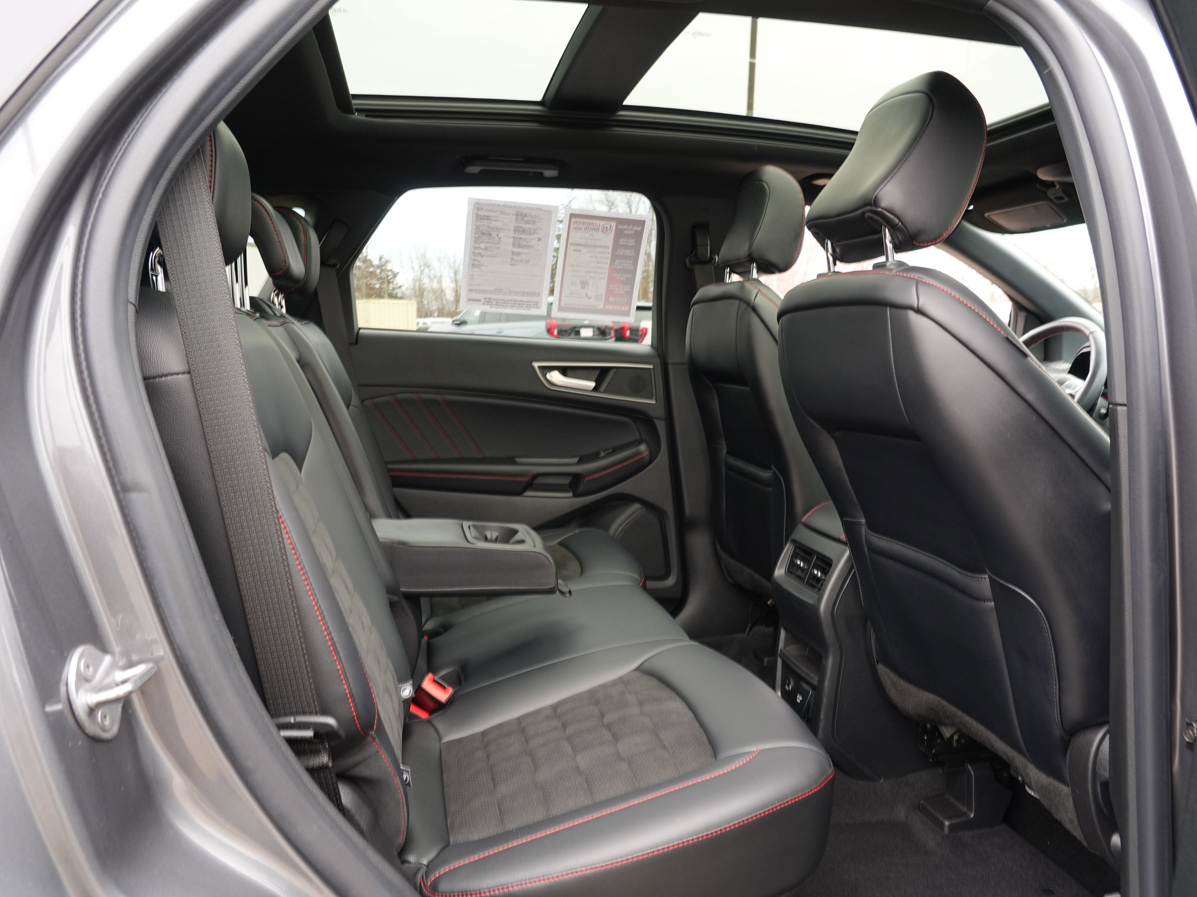 2022 Ford Edge ST-Line