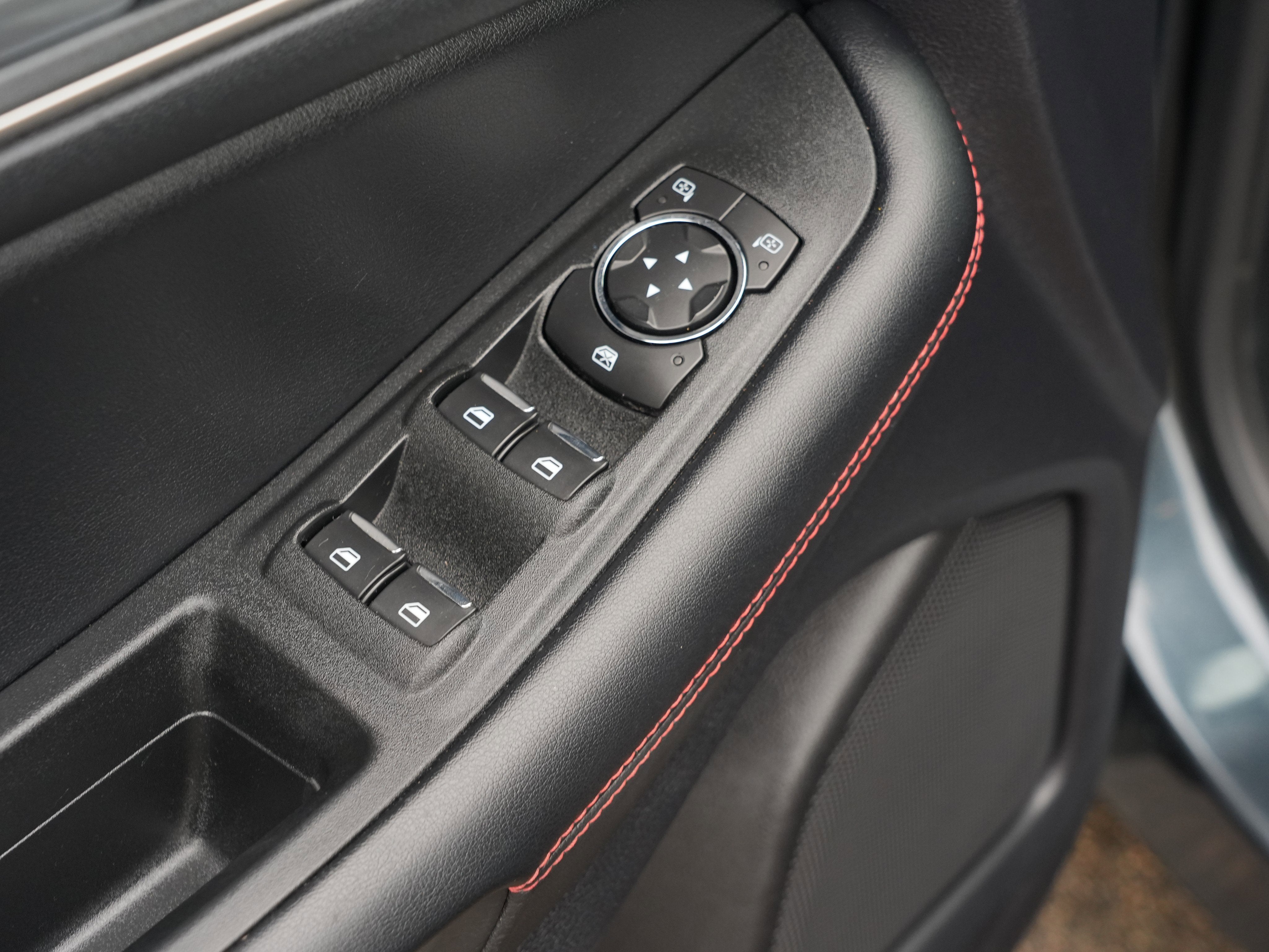 2022 Ford Edge ST-Line