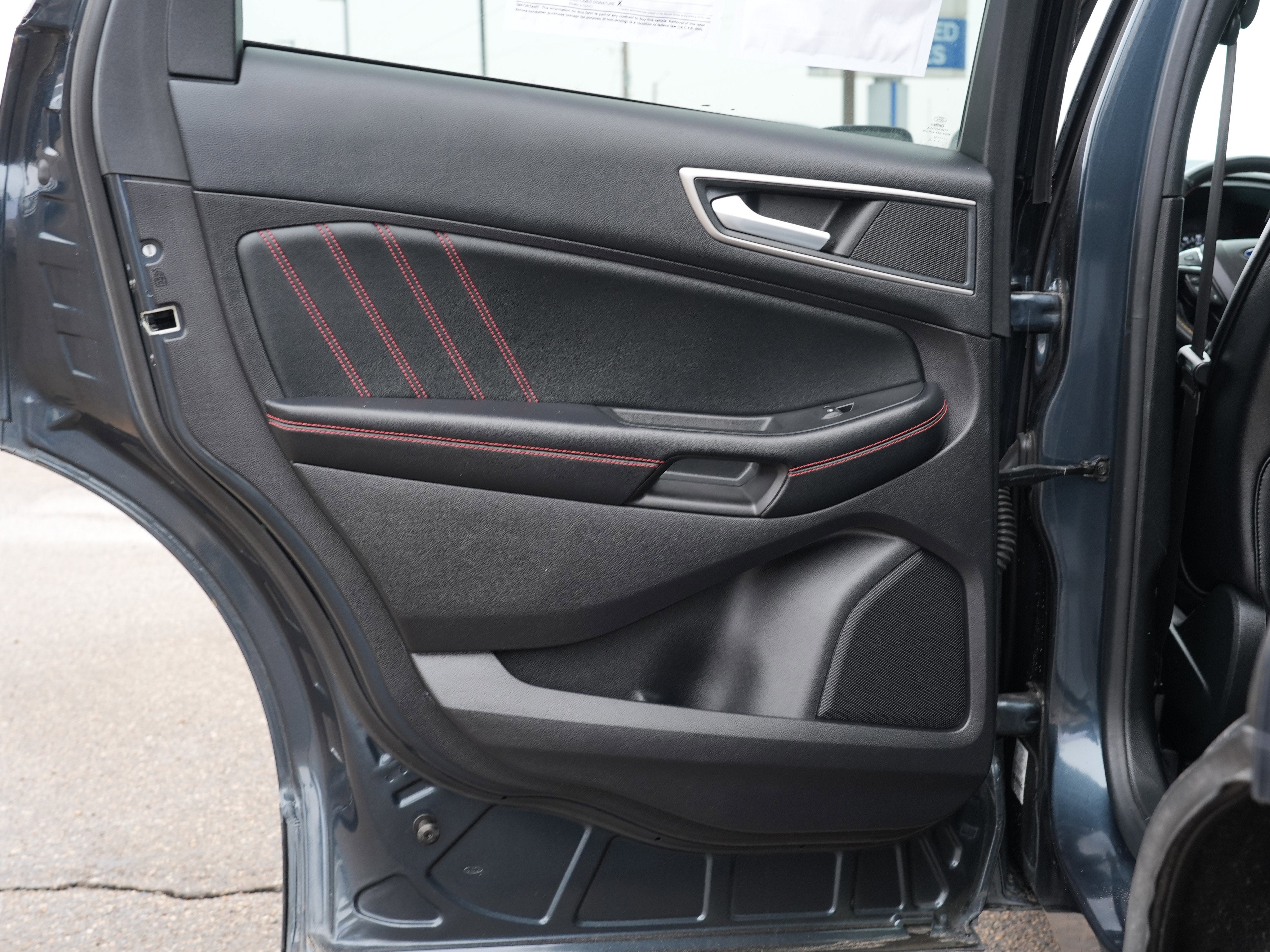 2022 Ford Edge ST-Line