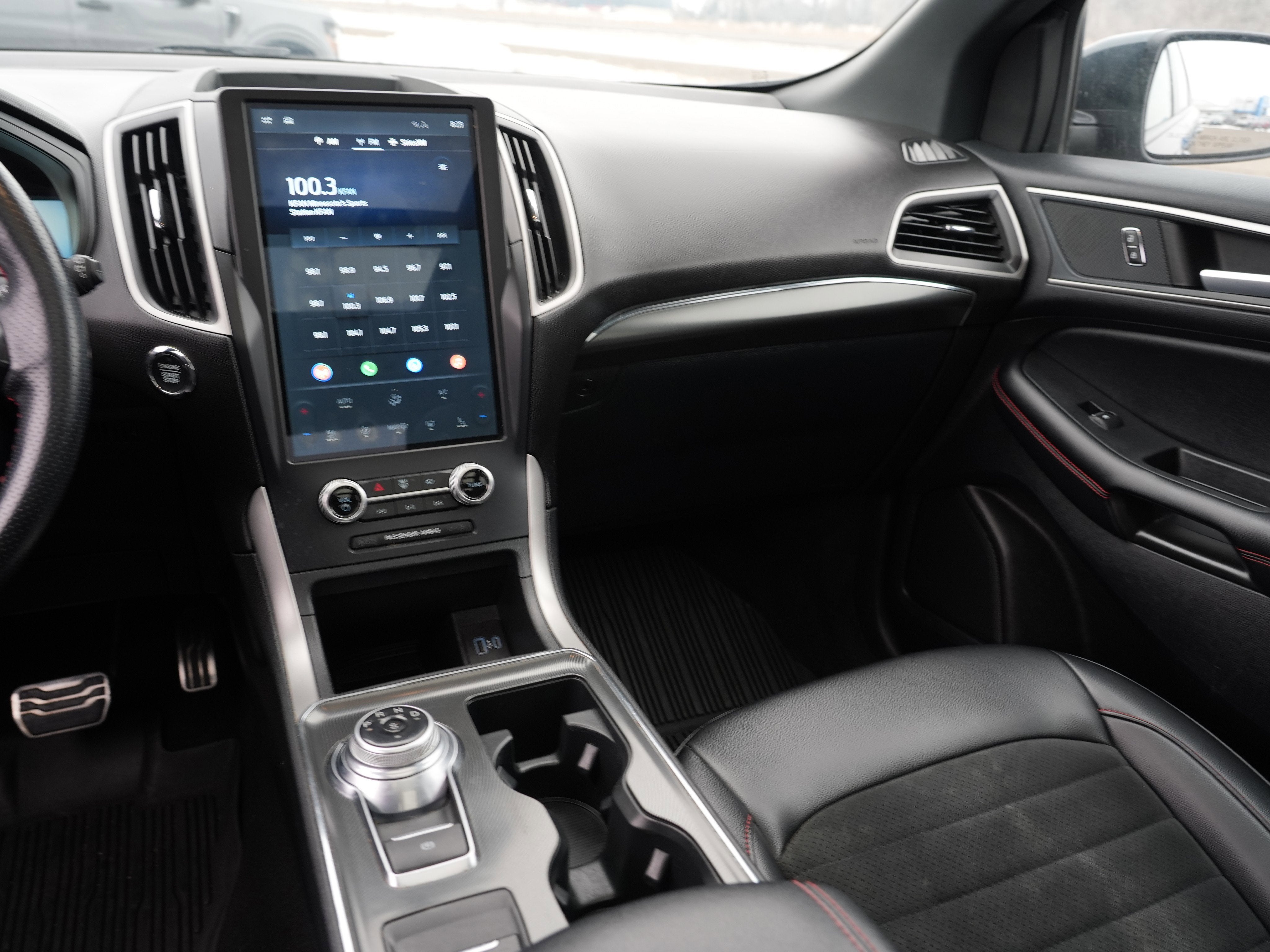 2022 Ford Edge ST-Line