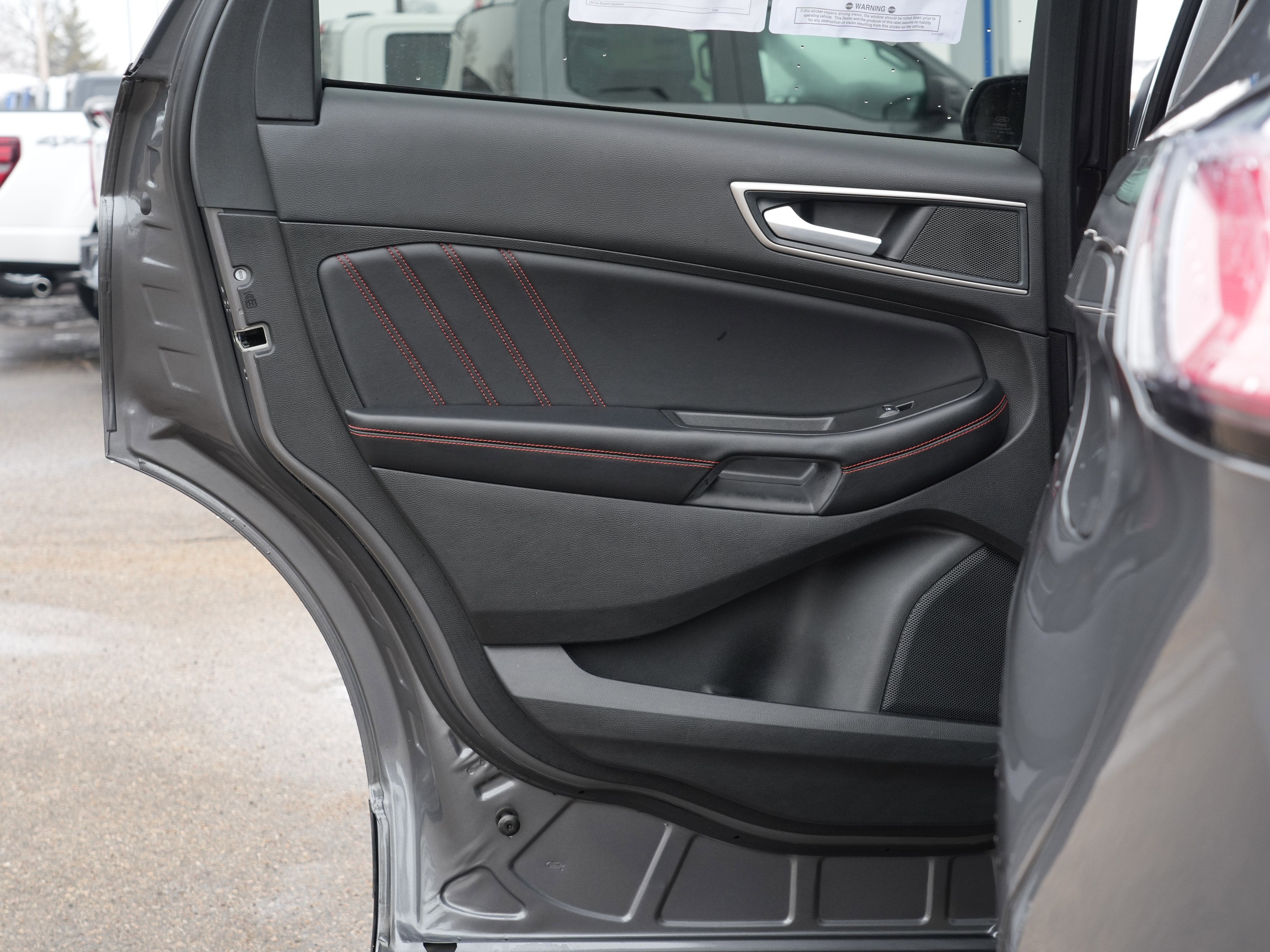 2024 Ford Edge ST-Line