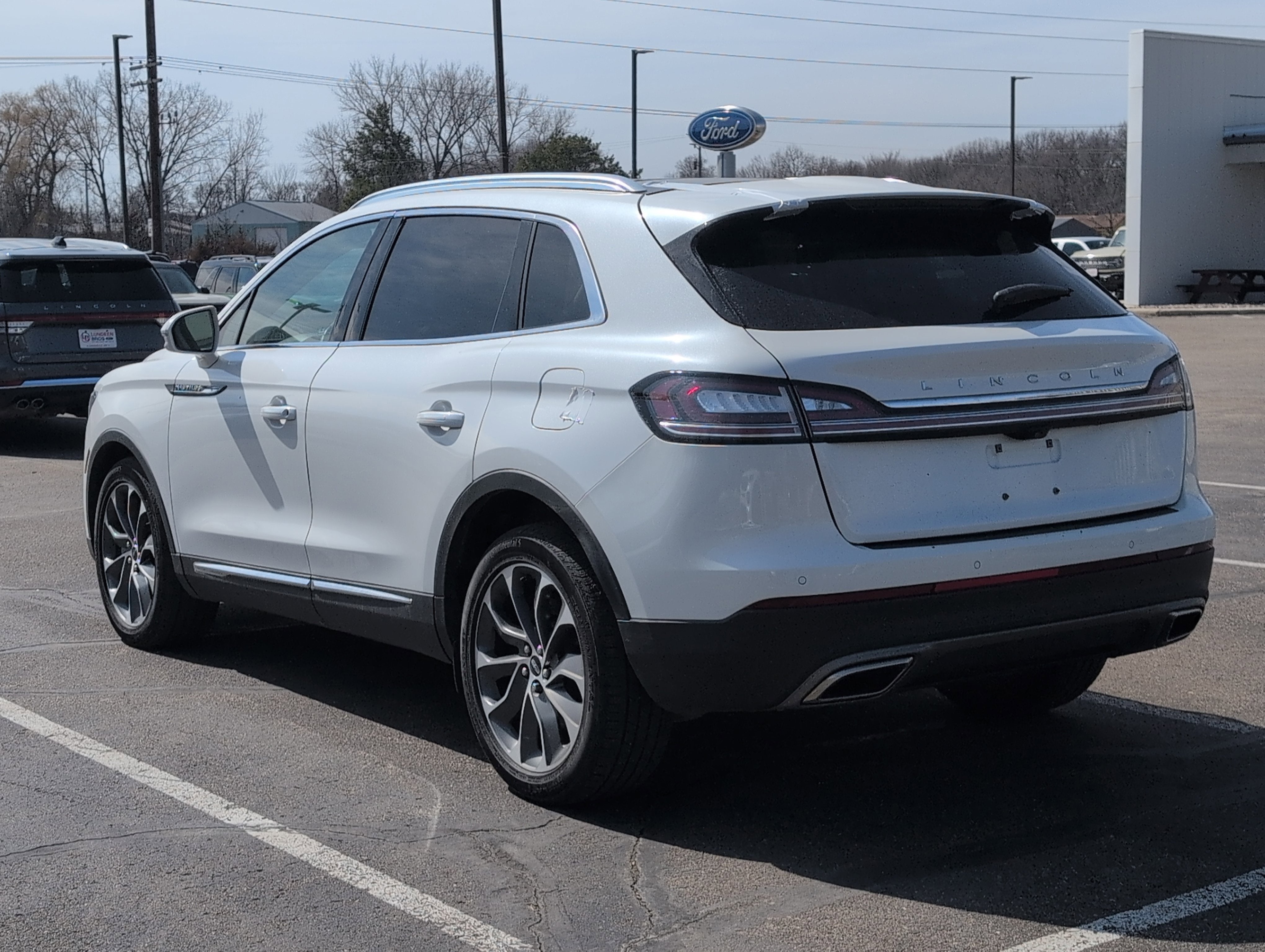 2022 Lincoln Nautilus Reserve