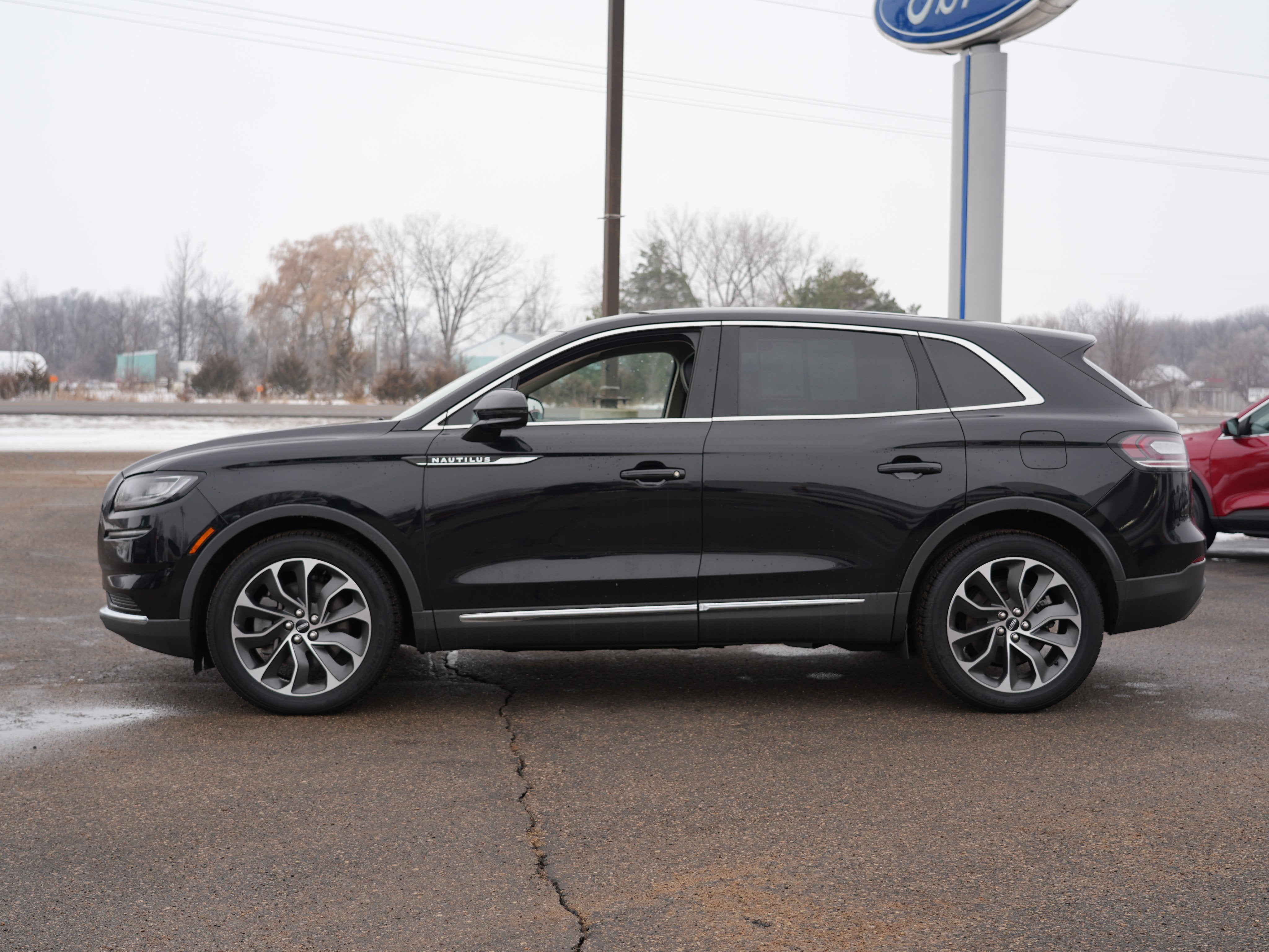 2021 Lincoln Nautilus Reserve