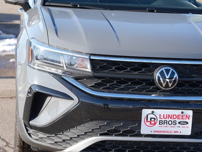 2023 Volkswagen Taos SE