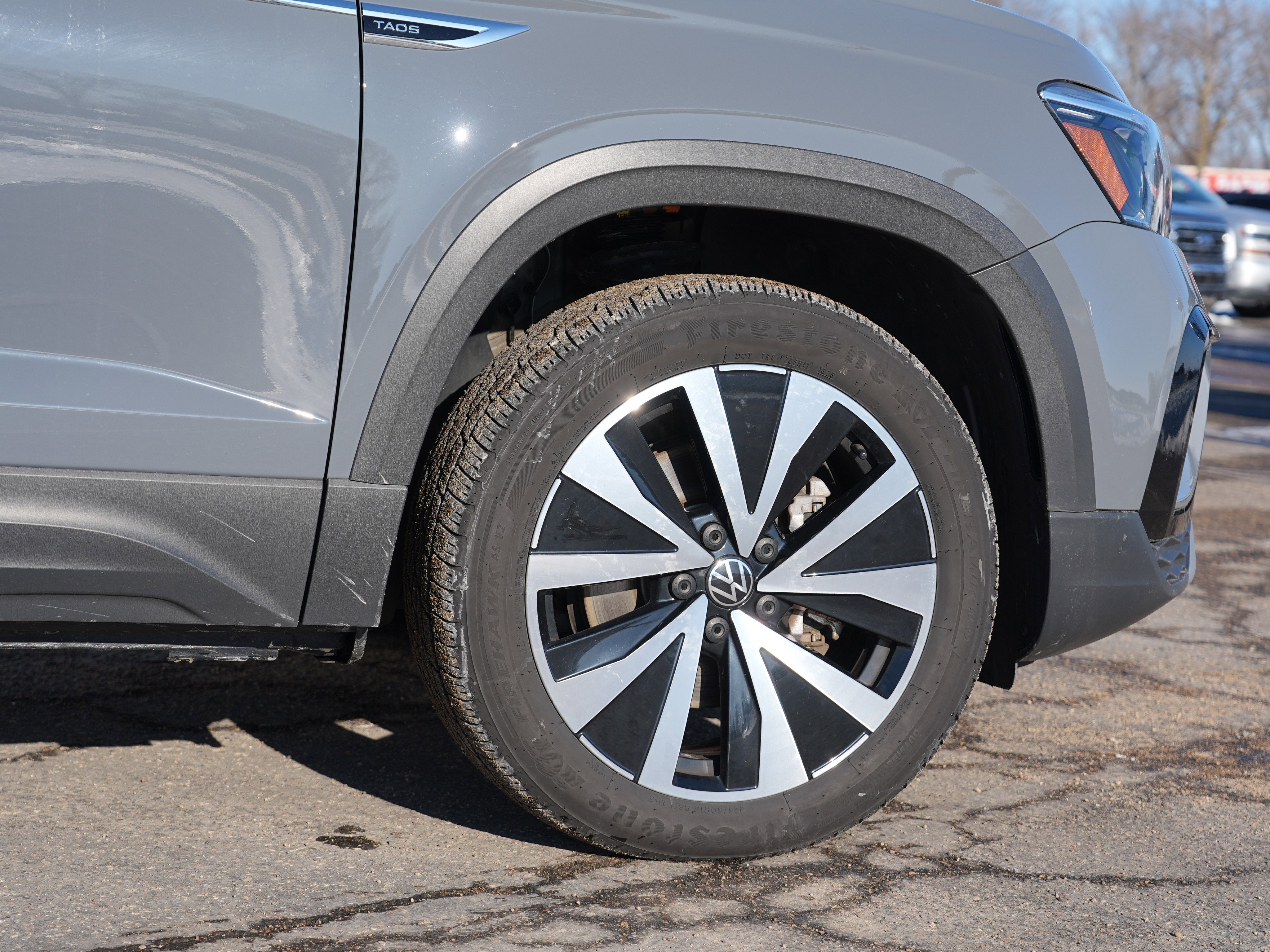 2023 Volkswagen Taos SE