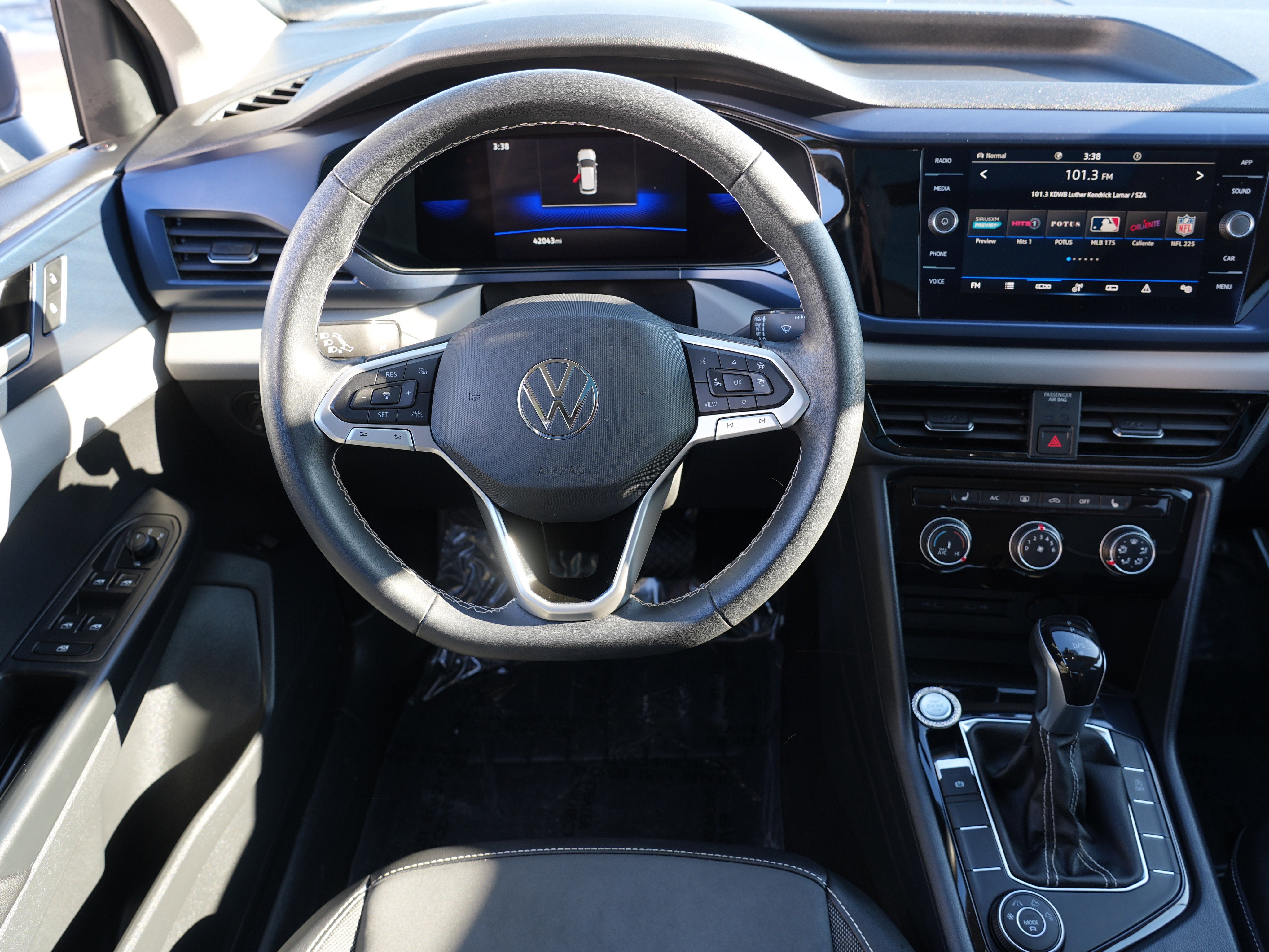 2023 Volkswagen Taos SE