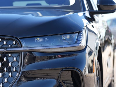 2025 Lincoln Nautilus Reserve