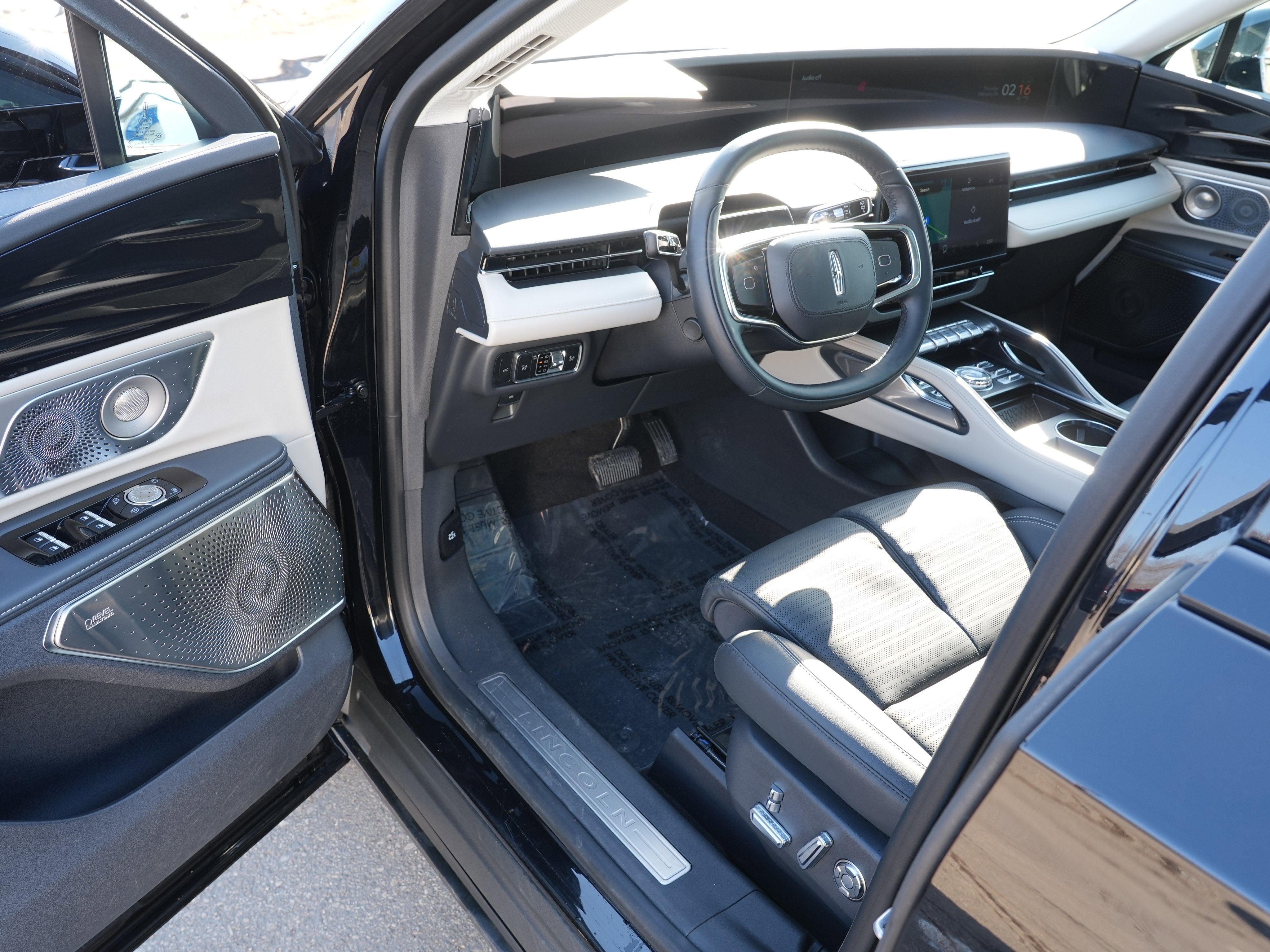 2025 Lincoln Nautilus Reserve