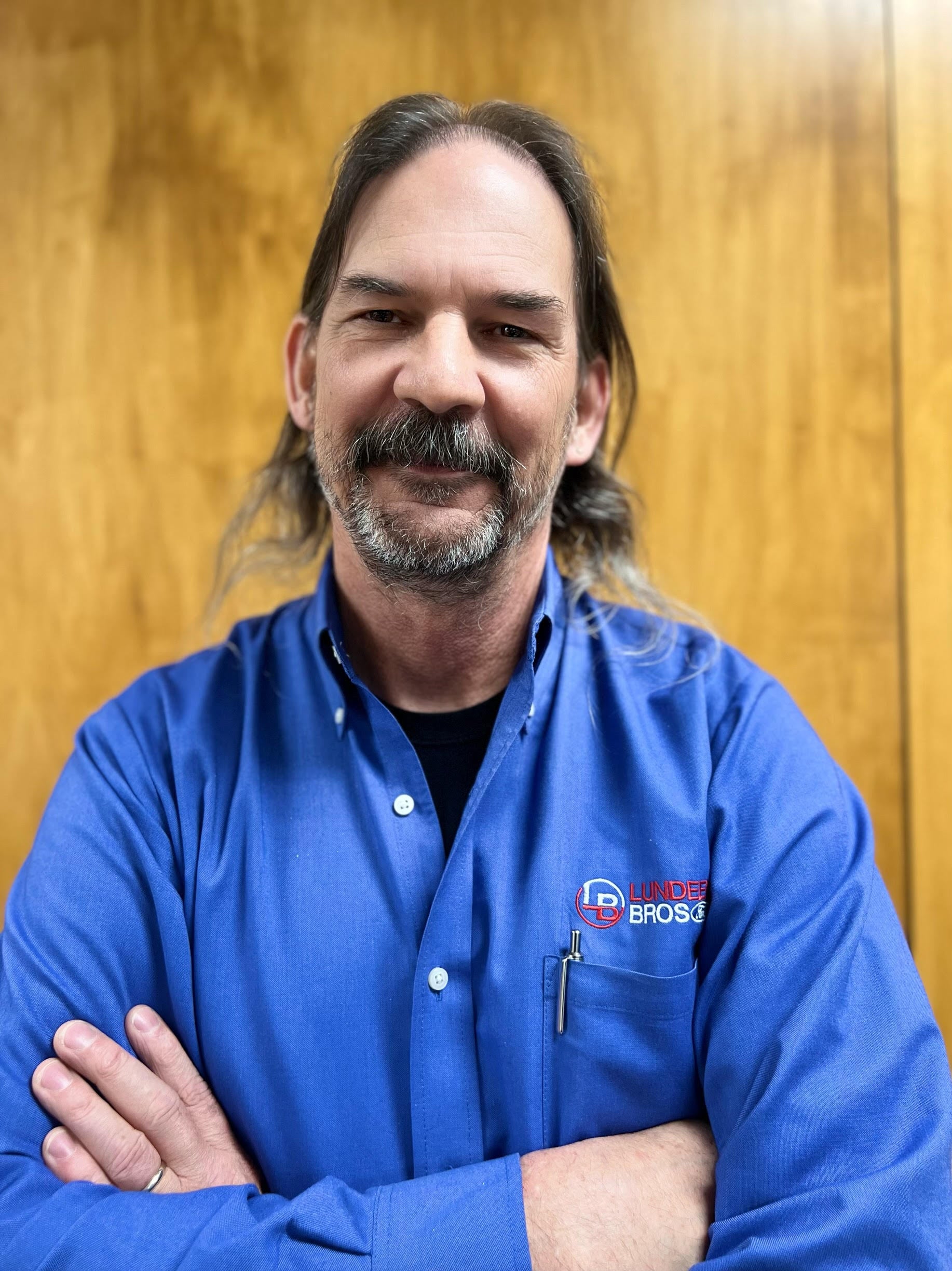 Lundeen Brothers Ford of Annandale Inc. Staff Meet Our Ford Team